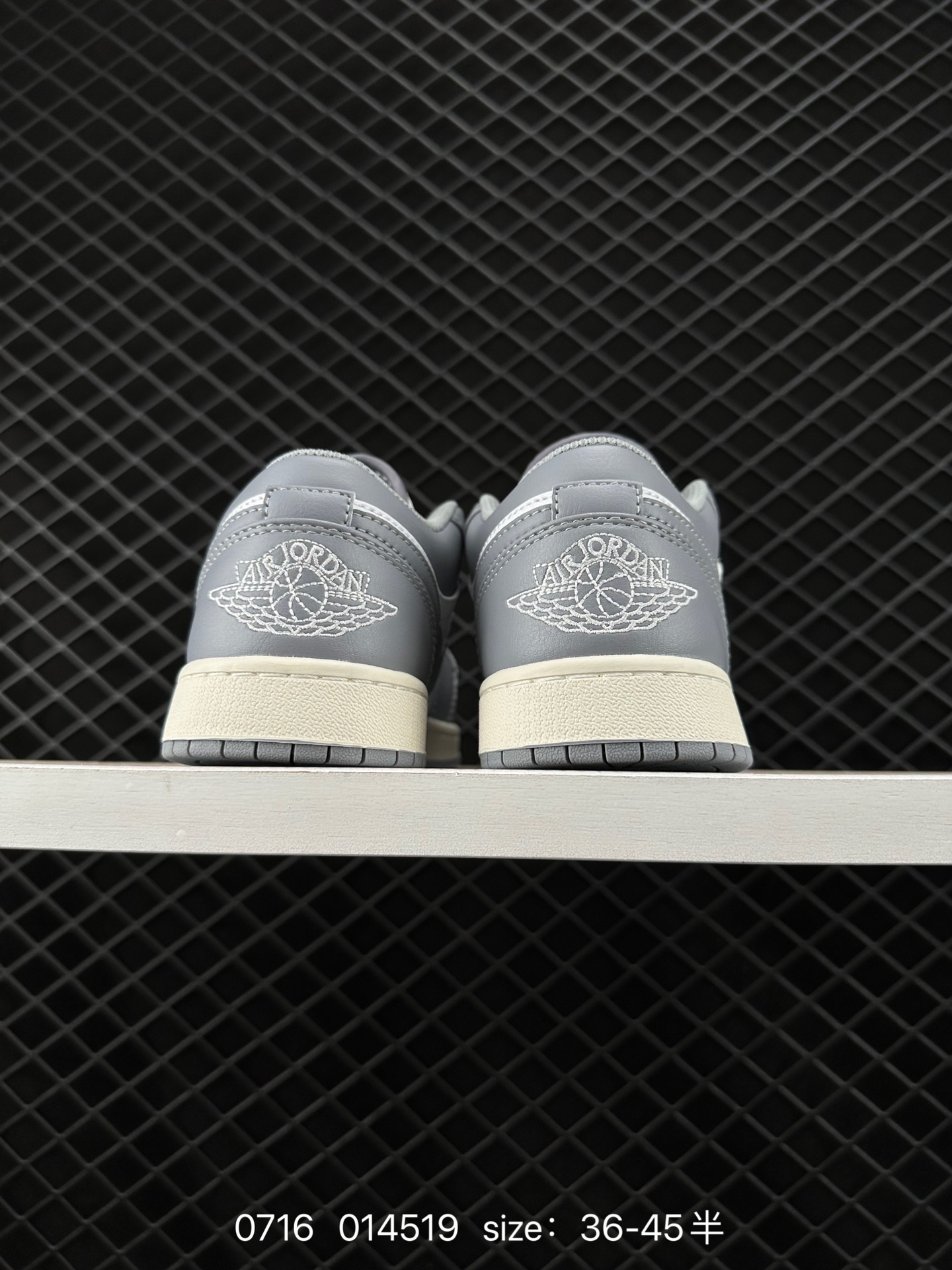 Air Jordan 1 Low AJ1